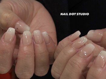 ネイルドットスタジオ 堺筋本町(NAIL DOT STUDIO)/ベイビーブーマー
