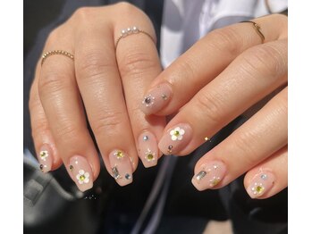 ムートンネイル 大阪梅田店(MOUTON NAIL)/