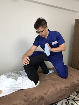 整体院 友喜/施術風景