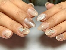 サロンドフォーエイチ(salon de 4H)/ナチュラルなマグネットジェル♪