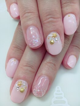 ネイルサロン ティアラリュクス 市川北口店(Tiara Luxe)/ピンクネイル