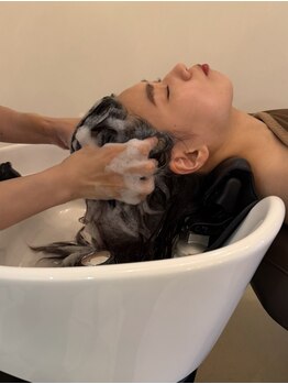 トゥット(TYTTO)の写真/忙しい大人女性のための癒し空間*耳つぼ&筋膜リリースヘッドスパで自律神経の乱れ/眼精疲労/肩こりから解放