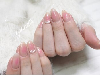 エール ネイルサロンアンドスクール(Ayl.)/チークネイル5520円or6900円