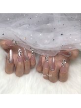 アミネイル(Ami Nail)/ワンホンガーリーネイル