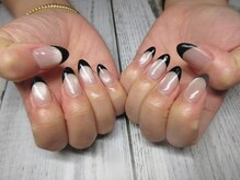 ネイルサロン キラップ(Nail Salon KiLAP)の雰囲気(人気のうるうるマグネットをベースにフレンチネイル¥7980♪)