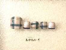 ネイルサロン あかねいろ/冬チェック　マグ　フットネイル