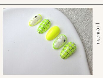 プレンティー 北千住西口店(plenty)/ネオンチェックネイル