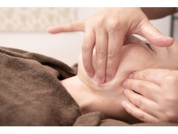 リラクゼーションナム(relaxation nam)/眼輪筋・咬筋・頬筋などなど