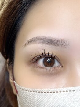 リチュール(Riture)の写真/《高持続のパーマ＆エクステ》自まつ毛の生え方やクセを見極め、デザインのご提案♪印象的なお目元へ！