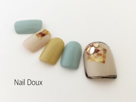 トレンドフットネイル