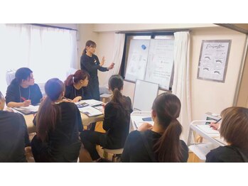 ココ 浜北店(COCO)/配属前の研修風景