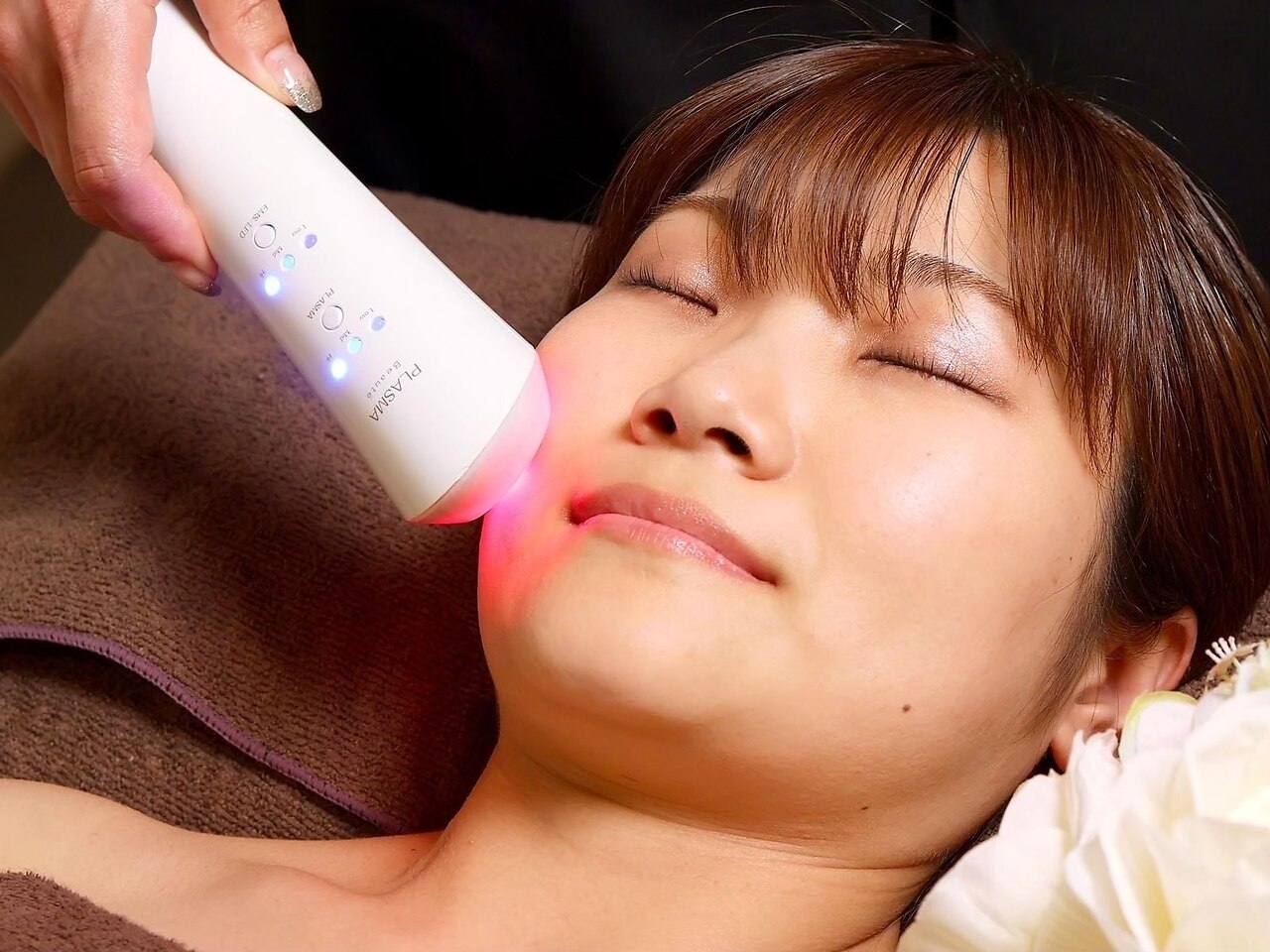 【トラブル肌改善♪】お顔脱毛＋毛穴洗浄＋フェイシャル １回9900円