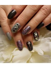 コーラル(CORAL)/スタッズアート￥10000