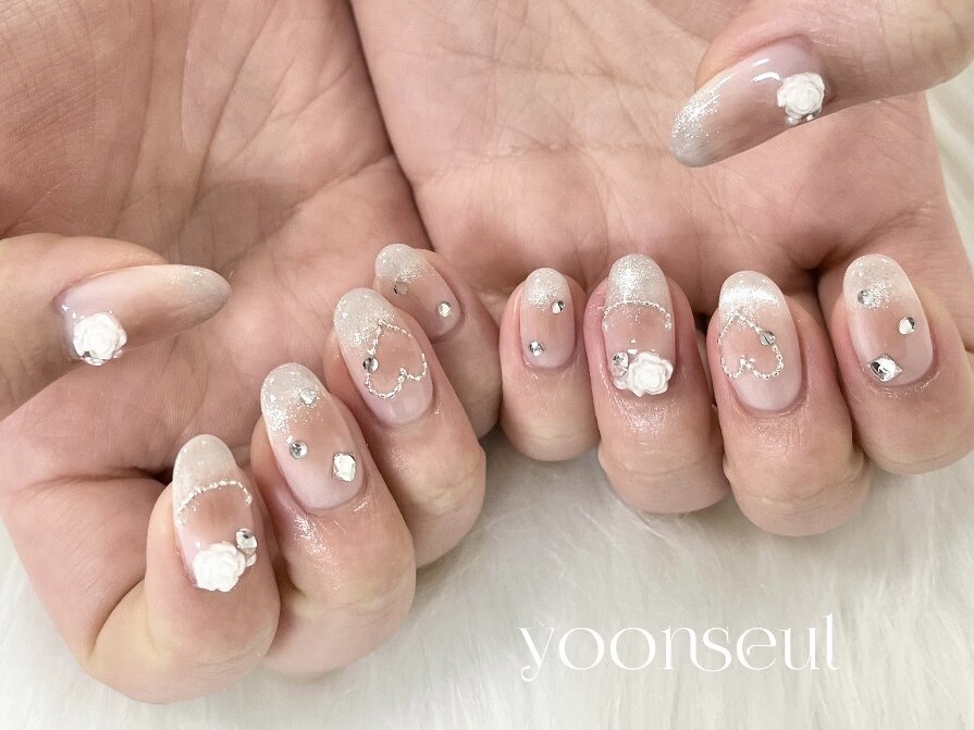 2025年-2026年冬トレンド】オレンジ ハート ハンドのネイルデザイン集