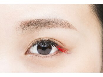 プラスアイ 横浜西口店/レッド