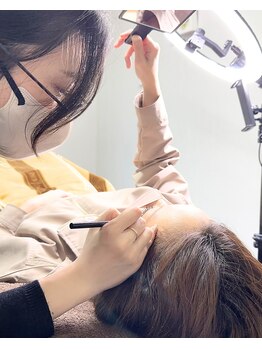 ラビ 鹿児島市春山店(Lavi)の写真/眉×まつ毛パーマの贅沢セット8480円!黄金比アイブロウWAXであなたに似合う垢抜け美眉へ♪