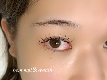 フロムネイルアンドアイラッシュ 神戸三宮(from nail&eyelash)/130本LEDフラットラッシュ＊