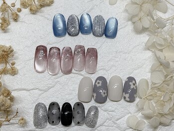 サローネ レジーナ(salone Regina)の写真/《季節感もトレンドも叶う》豊富なデザインから悩まずにおしゃれアートネイルを選べちゃう♪カラー変更OK◎