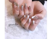 グランディール(grandir)/アシメネイル☆