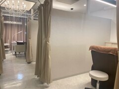 アイラッシュサロンDOLLY札幌店× KiKi Beauty Nail Salon大通店