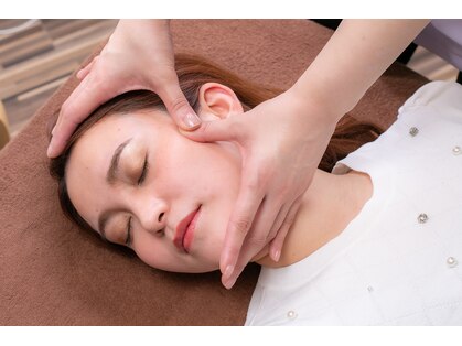 小顔整体研究所 KSラボ 心斎橋店の写真