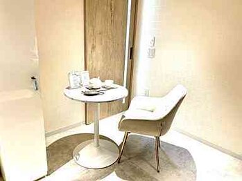 リバイブウーマン(Revive Woman)/エステ後はのんびりティ-タイム