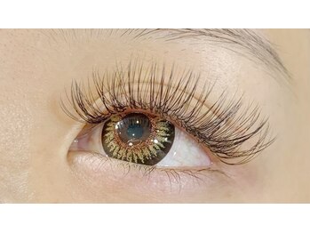 アムール(amour)/3Dボリュームラッシュ♪