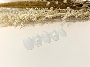 エムプラスビューティー(M+)/シンプルデザイン