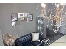 バイアール 新宿メンズ店(byR)/落ち着いたエントランス