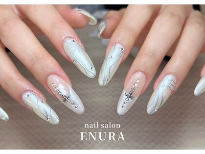 エヌラ(ENURA)の写真