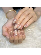 ダリア(Daria)/ブラウンチェックネイル