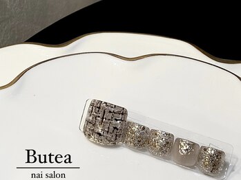 ブッティー(Butea)/フット4本アート