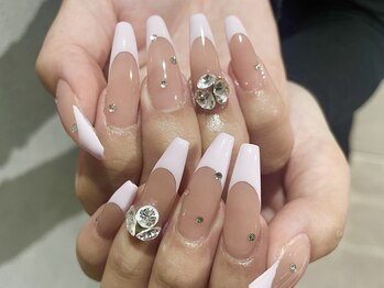 プロテア(protea)/バーチャルフレンチネイル