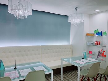 ブルー 熊本店(BLV)/清潔感ある広々とした空間を演出