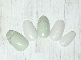 フレンチ　オーロラ　ホワイト