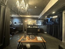 ルイ(Louis)/店内はまさに男の隠れ家