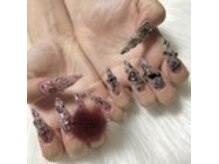 普通じゃ物足りない方へ！重めデザイン対応◎