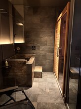 サウナクロ(sauna KURO)/圧倒的異空間！！