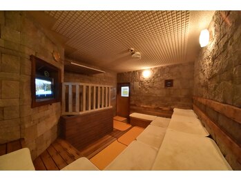 万葉の湯 旭川高砂台の写真/【完璧なトトノイ！】温泉・サウナで汗を流した後は疲れた身体をプロの技で徹底ケア！仕事帰りや休日に◎