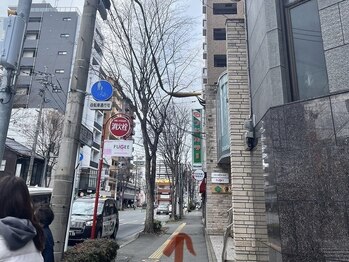 プラチナムドール 福岡警固店(PLATINUMDOLL)/薬院大通駅からの道のり！