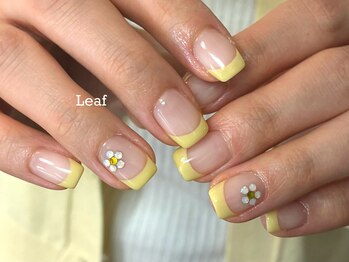 イエローフレンチネイル