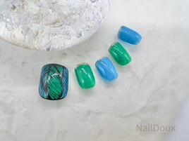 スキニーフレンチフットネイル