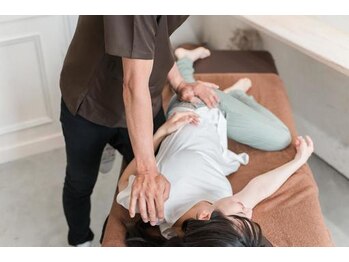 ミーテ(mite)/腰痛、骨盤の歪みに