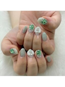 プリュム(Plume)/ショートネイルもかわいい