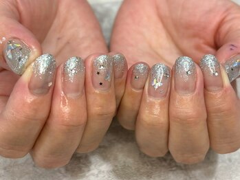レン(Ren)/蝶【四谷/新宿/ネイル】