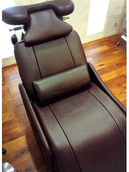 癒 and 美 悠希 ゆうき/アイラッシュ専用ベッド導入！