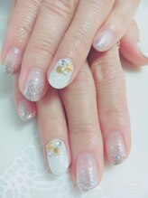 ネイルサロン ティアラリュクス 市川北口店(Tiara Luxe)/シルバーラメ