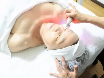 エステティックサロン グリーンアイ 浦和店(green.i)/ララピール/小顔/たるみ/毛穴