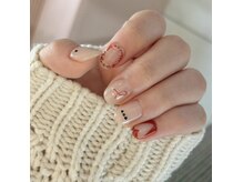 ピーチネイル(peach nail)の雰囲気（ハンドネイル）