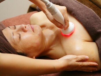 アートサロンジャサバハ/ラジオ波で深部加温